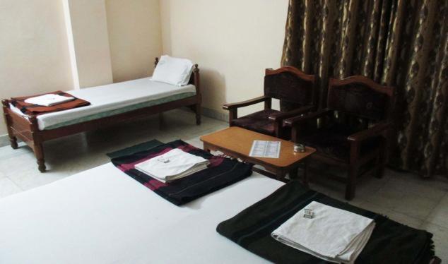 Hotel Geethanjali Residency Bhadrāchalam Exterior photo